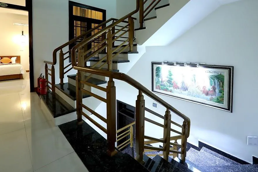 Goldensunbeamhomestay Χόι Αν 0*,